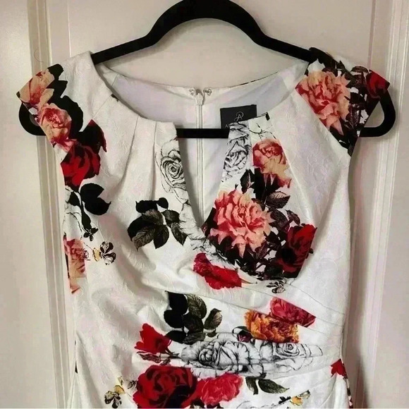 Side Wrap Pleated Floral Print Dress Adrianna Papell size 4 - Picture 5 of 6